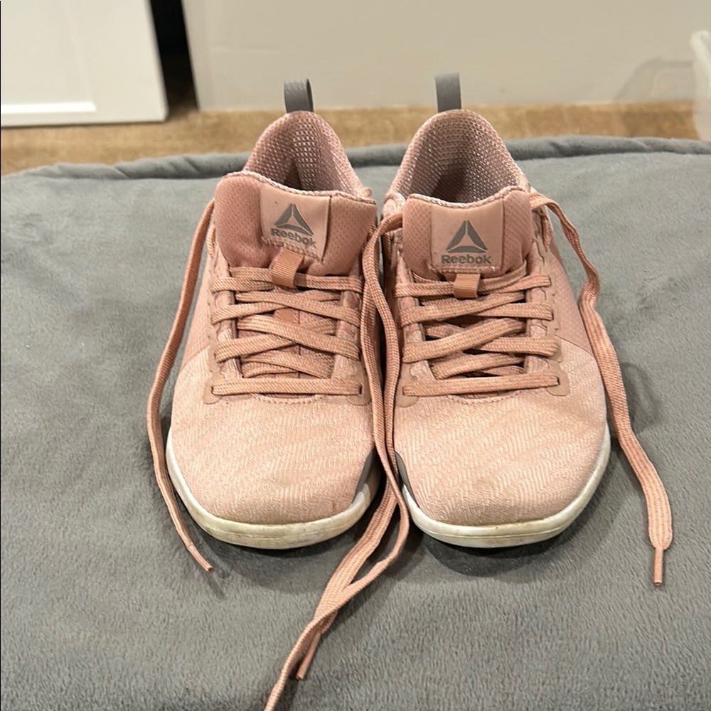 Reebok Women's Sneakers in Pink